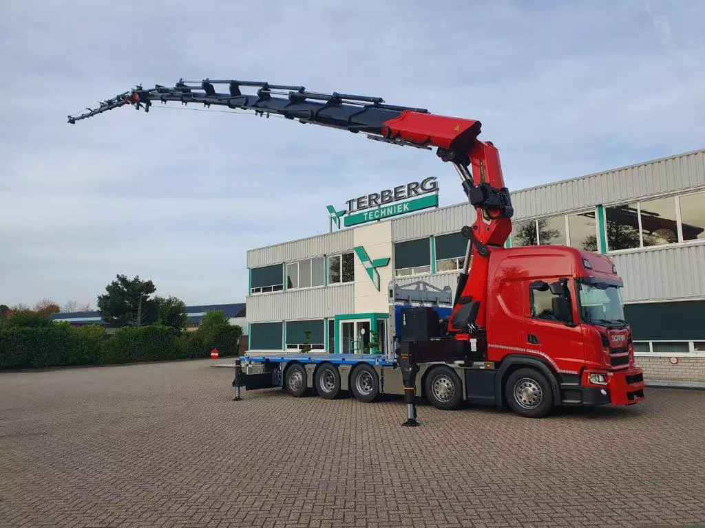 Truck-mounted cranes